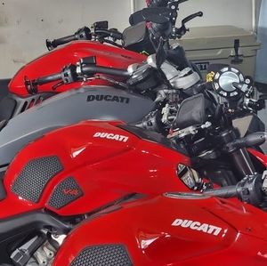 Meet your Posher, Jon